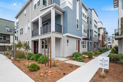 146 Fable, Irvine, CA 92618