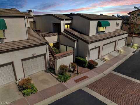 2602 N Harbor Boulevard, Fullerton, CA 92835