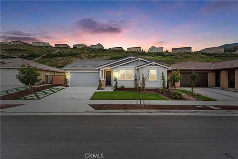 2710 Santa Fiora Drive, Corona, CA 92882