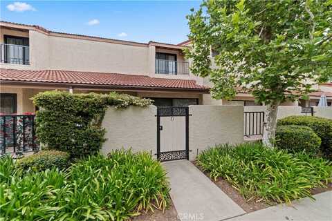 18130 Oxnard Street, Tarzana, CA 91356