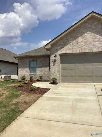 28589 W Whitehall Lane W, Madison, AL 35756