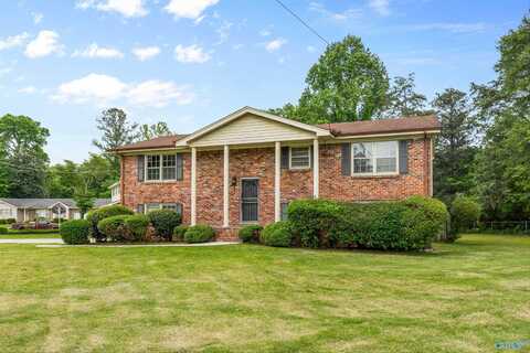 3911 Gardenside Drive, Huntsville, AL 35810
