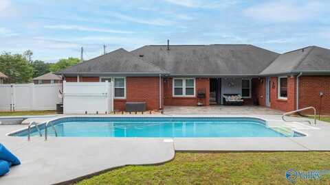 117 Derwent Lane NW, Huntsville, AL 35810