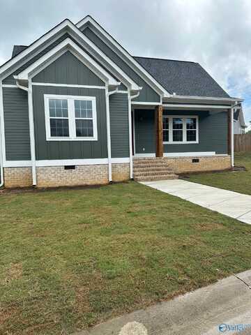 66 Swanee Drive, Albertville, AL 35950