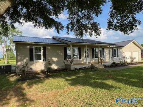 4338 Huckaby Bridge Road, Falkville, AL 35622