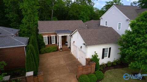 16 College Hill Circle, Huntsville, AL 35806