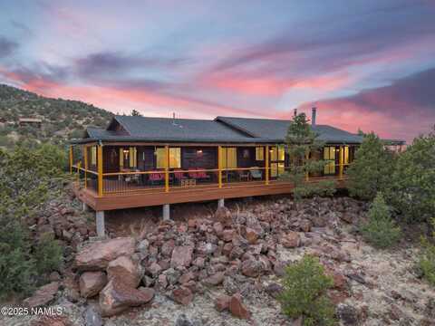 7634 N Trails End Drive, Williams, AZ 86046