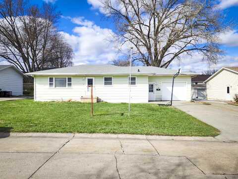 1504 Glenmore Dr., Norfolk, NE 68701