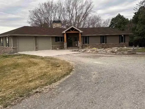 84637 557 Ave, Norfolk, NE 68701