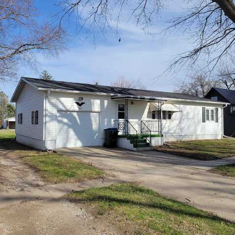 219 1st St., Meadow Grove, NE 68752