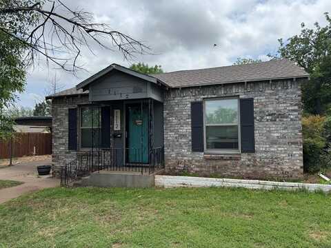 1112 Silas Street, Sweetwater, TX 79556
