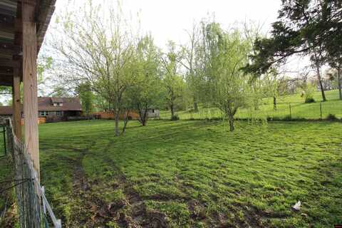 305 PINE GROVE ROAD, Willow Springs, MO 65793