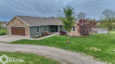 19571 205Th Avenue, Centerville, IA 52544