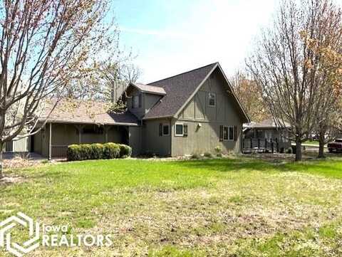 102 Oakview Place, Algona, IA 50511
