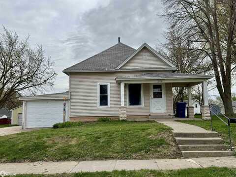 216 1St Street, Manning, IA 51455