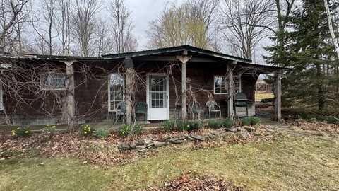 2325 W Warner Hill Road, Ulster, PA 18850