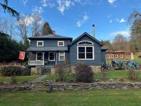 24 Board Rd, Laceyville, PA 18623