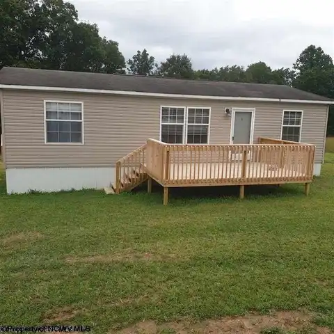118 Joni Kay Boulevard, Buckhannon, WV 26201