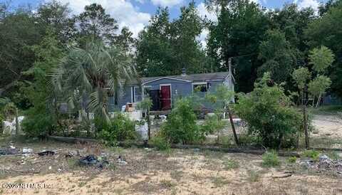 121 LYNNWOOD Avenue, Interlachen, FL 32148