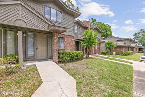 1909 UNIVERSITY Boulevard S, Jacksonville, FL 32216