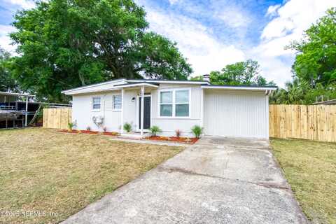 135 PARKWOOD Drive, Orange Park, FL 32073