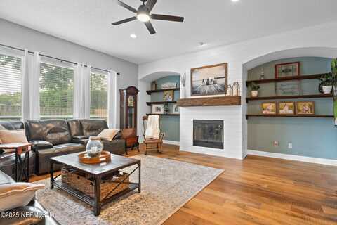 1712 MARGARETS WALK Road, Fleming Island, FL 32003