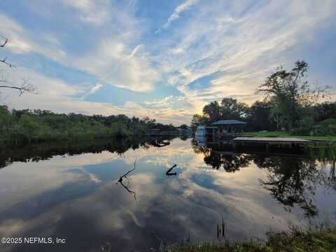 2467 HOLLY POINT Road E, Orange Park, FL 32073