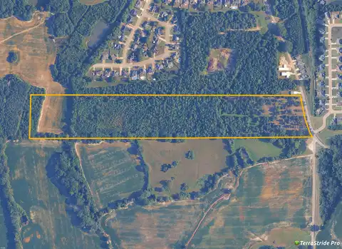 Locust, Tupelo, MS 38801