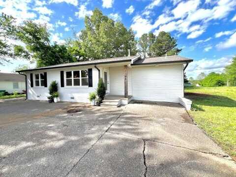 1708 Stephen D Lee, Tupelo, MS 38801