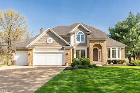 7220 Sugarwood Road NE, Canton, OH 44721