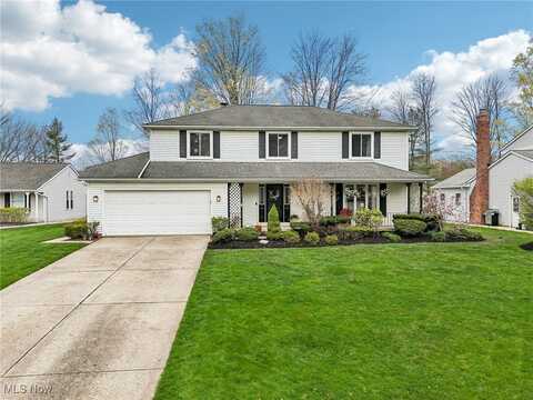 6256 Sunnywood Drive, Solon, OH 44139