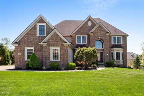 5495 Hedgebrook Drive, North Royalton, OH 44133