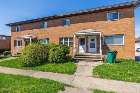 16225 Edgewood Court, Maple Heights, OH 44137