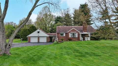 1283 Vanderhoof Road, Barberton, OH 44203