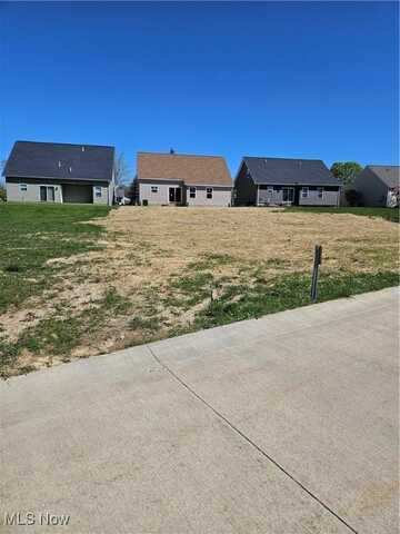 62 Hubbell Way, Bedford, OH 44146