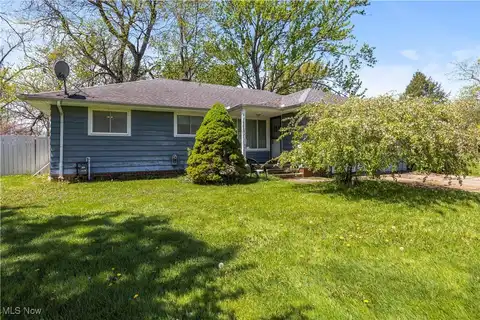 6486 Charles Road, North Olmsted, OH 44070