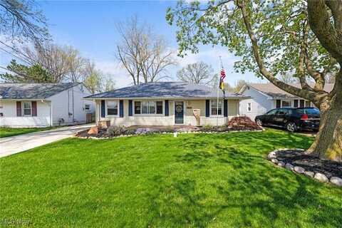 4267 Belle Avenue, Sheffield Lake, OH 44054