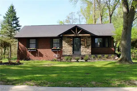 24836 Kennedy Ridge Road, North Olmsted, OH 44070