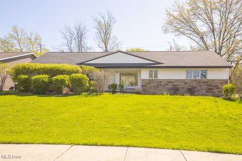 2543 S Green Road, Beachwood, OH 44122