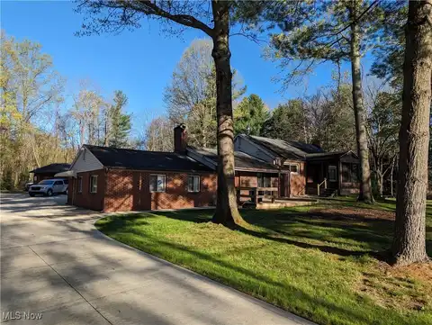 17802 Rapids Road, Hiram, OH 44234