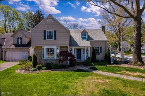 30225 Lake Road, Bay Village, OH 44140