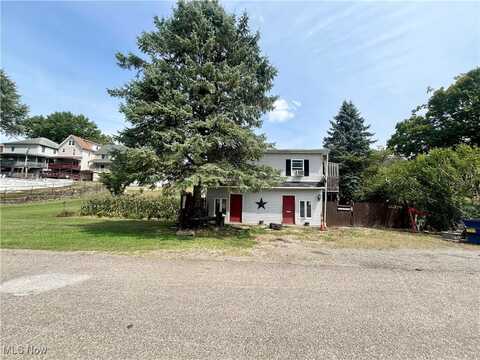 621 Grant Street, Mcmechen, WV 26040