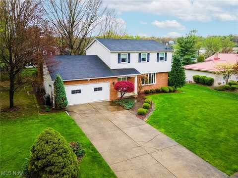 3033 Shalisma Drive, Youngstown, OH 44509