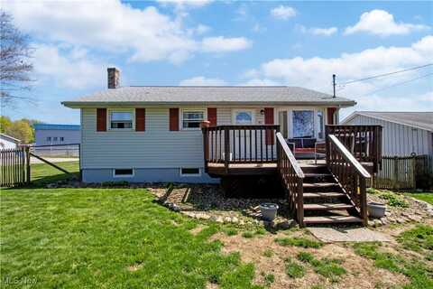 43 Varnes Drive, Apple Creek, OH 44606