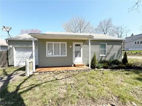 4587 Elyria Avenue, Lorain, OH 44055