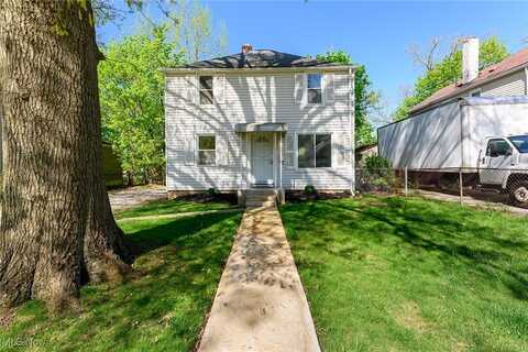 1086 Roslyn Avenue, Akron, OH 44320