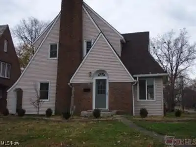 48 Fairlawn Avenue, Youngstown, OH 44512