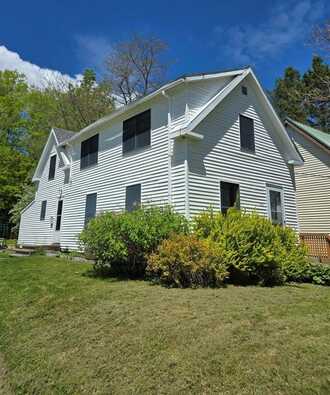 103 Margin Street, Orono, ME 04473