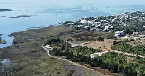 400 1ST AVENUE E, Horseshoe Beach, FL 32648
