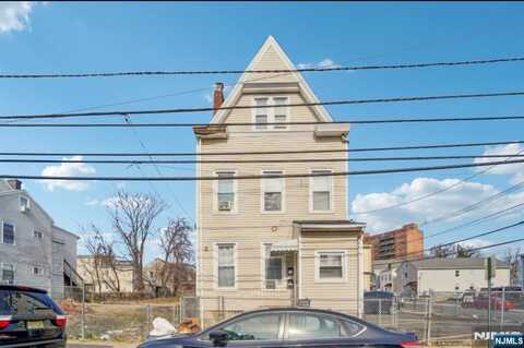 93 Bloomfield Avenue, Paterson, NJ 07503